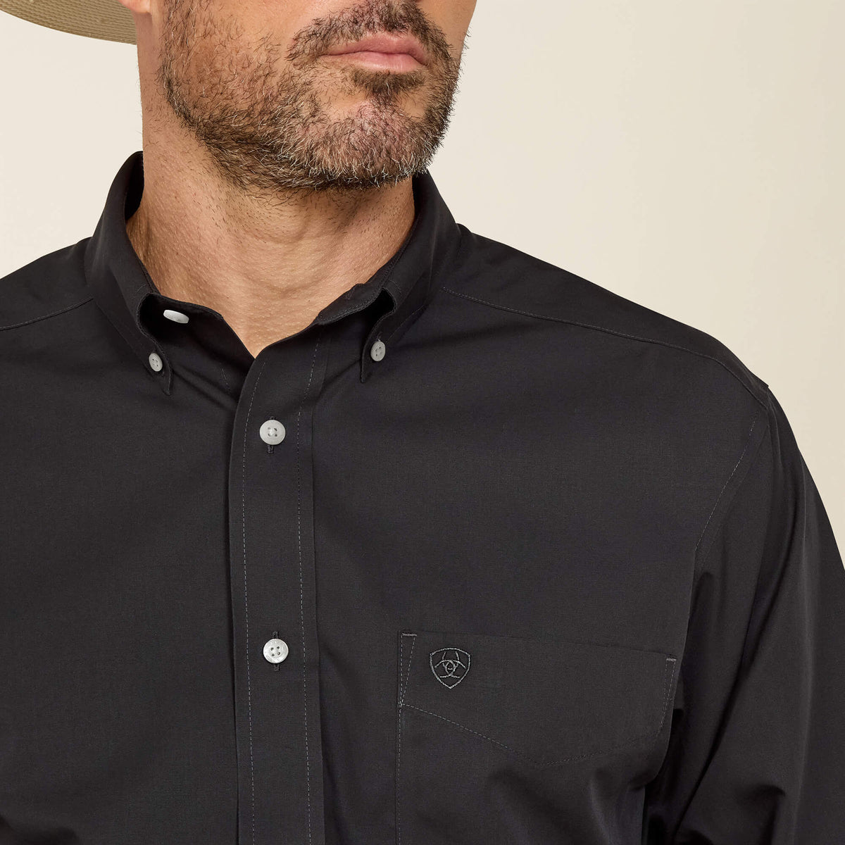 Wrinkle Free Solid Classic Fit Shirt - US 5702