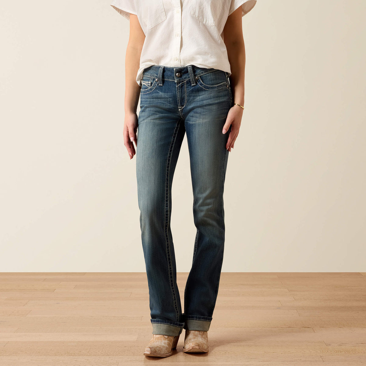 Mid Rise Icon Straight Leg Jean - US 3479