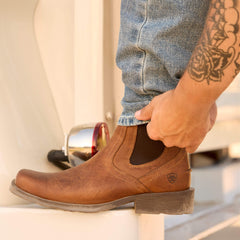 BARN BROWN