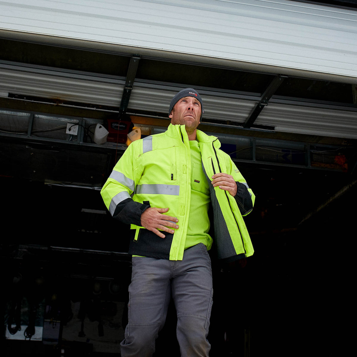 FR Hi-Vis Waterproof Insulated Jacket - US 6657