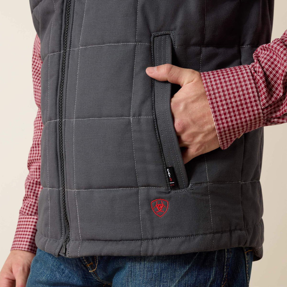 FR Crius Insulated Vest - US 6725
