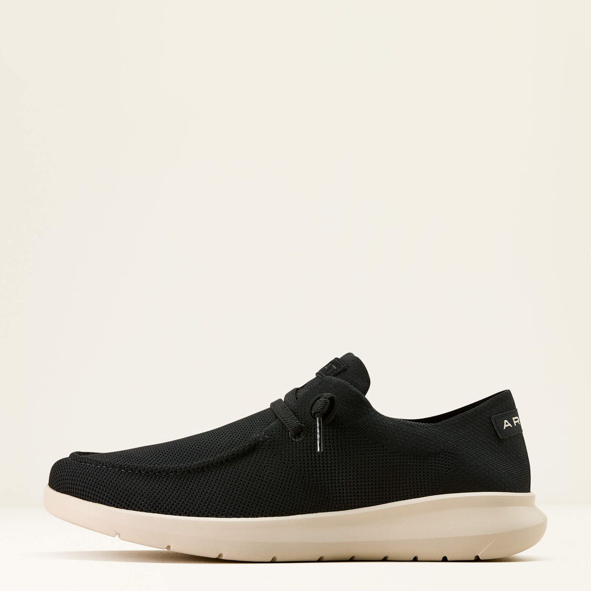 Hilo Shoe - US 8152