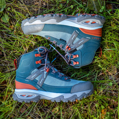Traverse Mid Waterproof Hiking Boot - US 5228