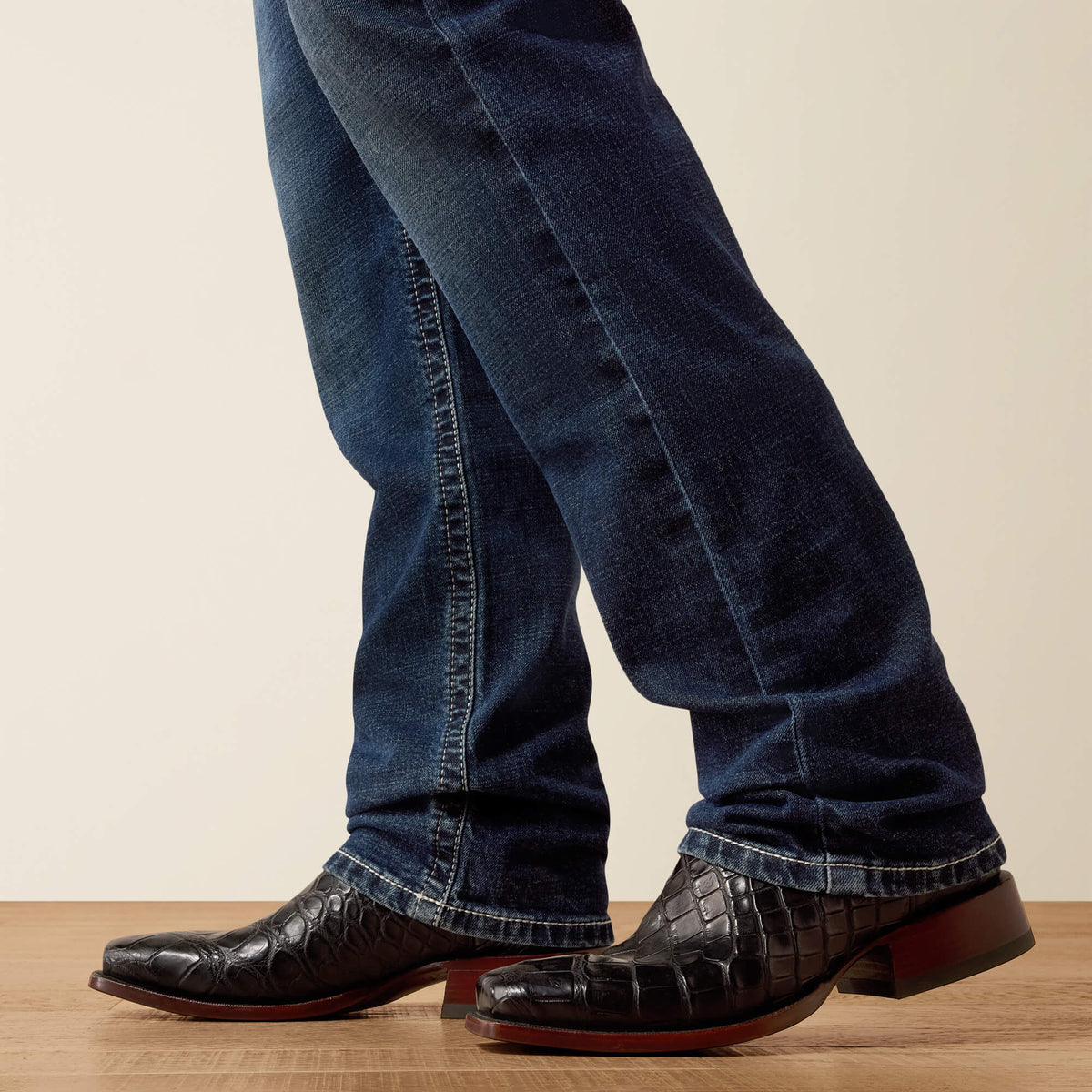 M4 Relaxed Landon Straight Leg Jeans - US 2315