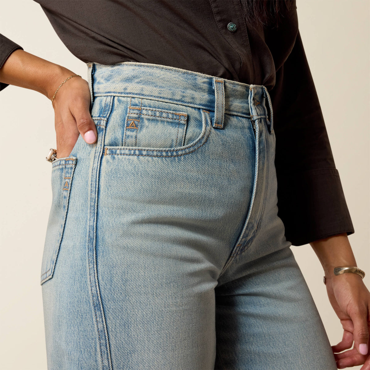 Ultra High Rise Jazmine Barrel Jeans - US 1905