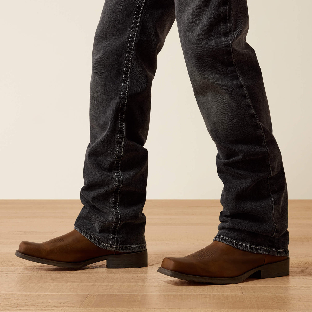 M4 Relaxed Steven Boot Cut Jeans - US 1411