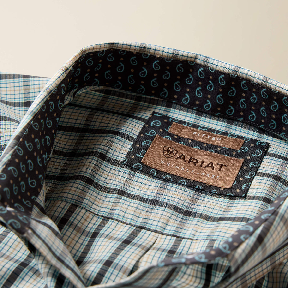 Wrinkle Free Bern Fitted Shirt - US 8236
