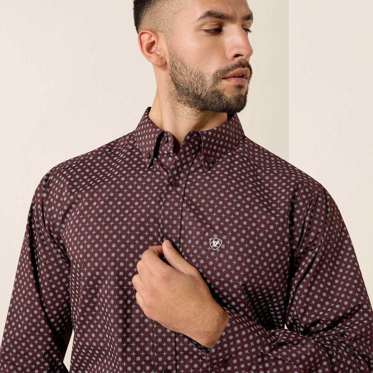 Contstantine Classic Fit Shirt - US 6668