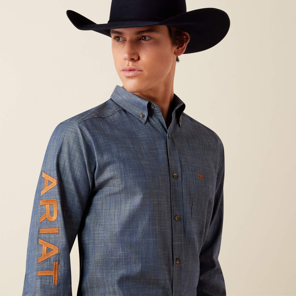 Team Logo Twill Fitted Shirt - US 9032