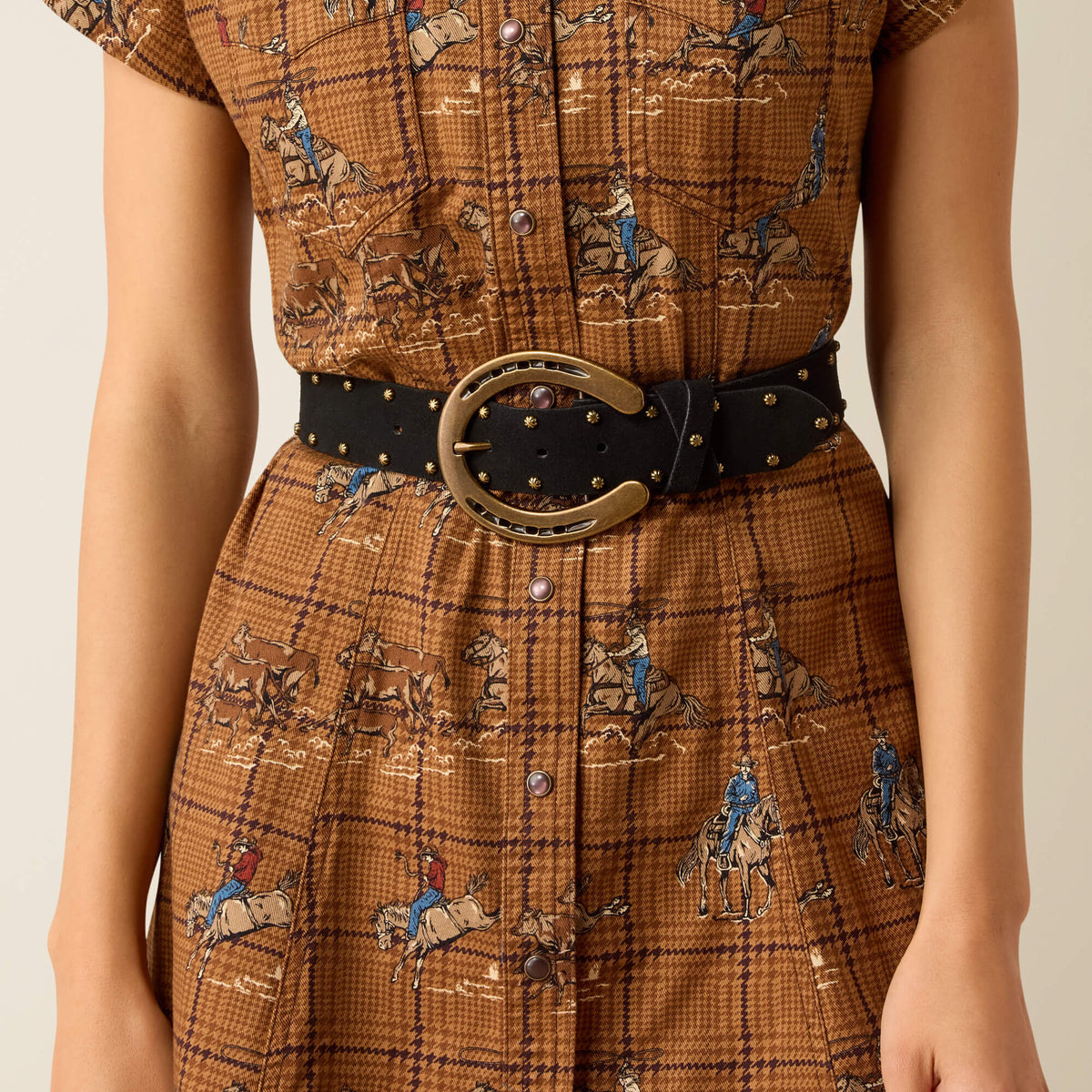 Bella Stud Belt - US 0547